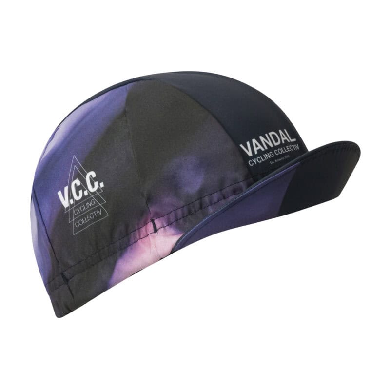 Packshot purple cap Up